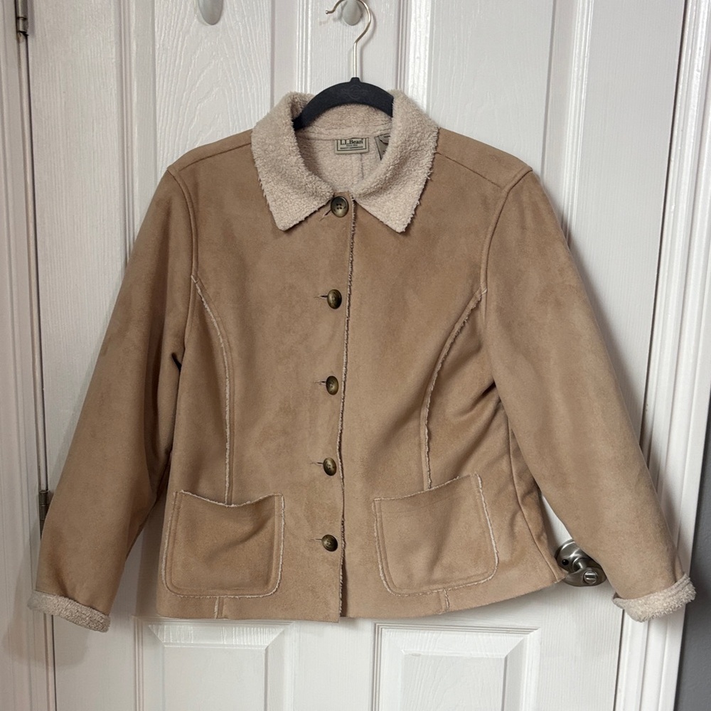 L.L.Bean Sherpa Tan Teddy Jacket Petite size S